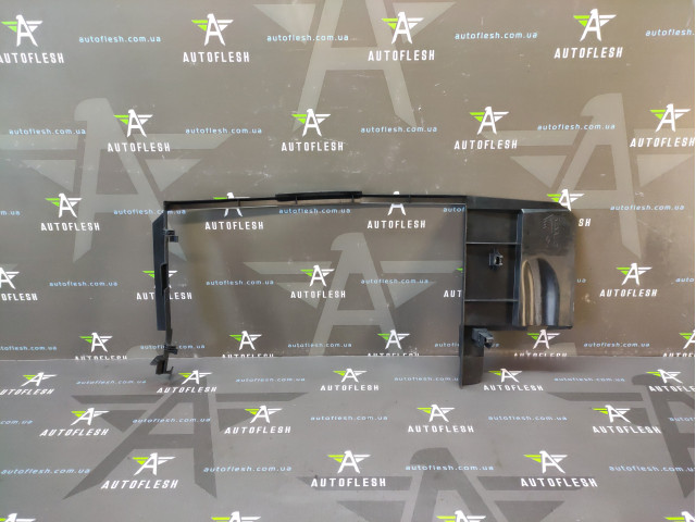 Б/в дифузор радіатора основного 8200210826 для Renault Kangoo