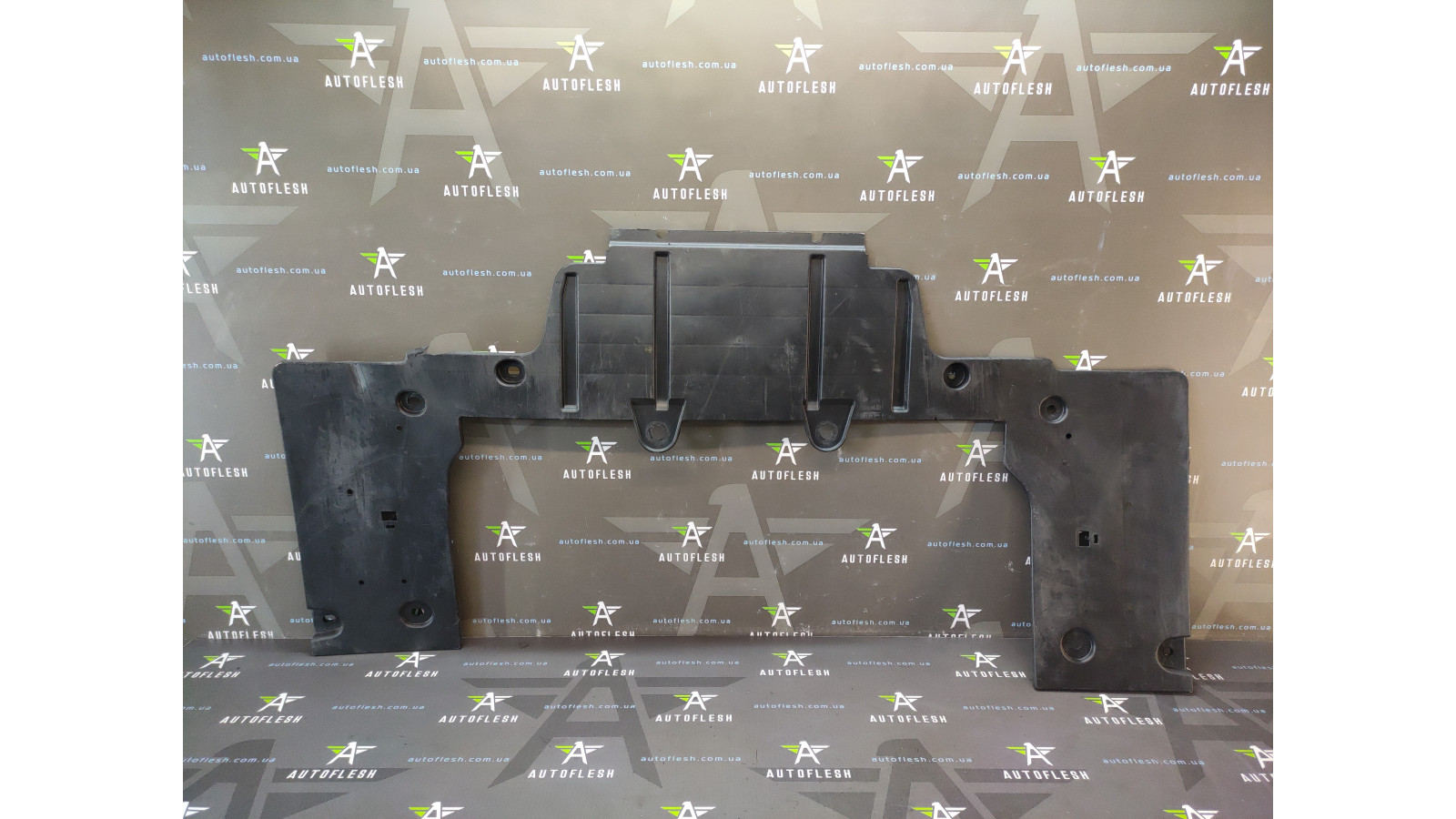 Б/в захист двигуна 748120276R для Renault Zoe Б/в захист двигуна 748120276R для Renault Zoe