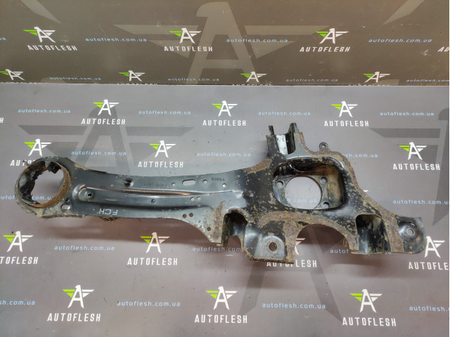 Купити важіль поздовжній задній правий 6G915A968 Ford Volvo Купити важіль поздовжній задній правий 6G915A968 Ford Volvo