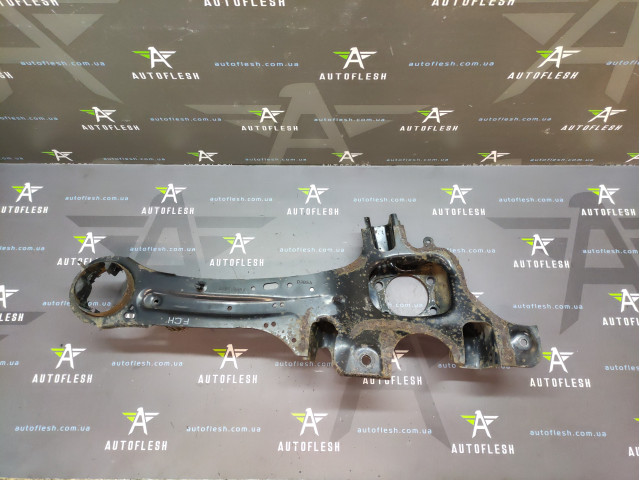 Купити важіль поздовжній задній правий 6G915A968 Ford Volvo Купити важіль поздовжній задній правий 6G915A968 Ford Volvo