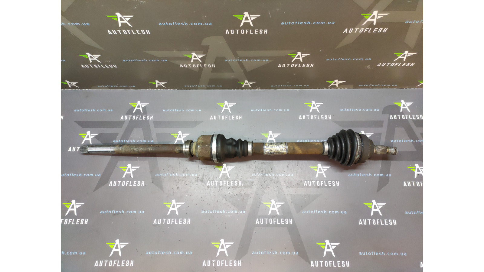 Б/у привод передний правый/ полуось передняя 9637117880 для Citroen Berlingo, C4/ Peugeot 307, Partner Б/у привод передний правый/ полуось передняя 9637117880 для Citroen Berlingo, C4/ Peugeot 307, Partner