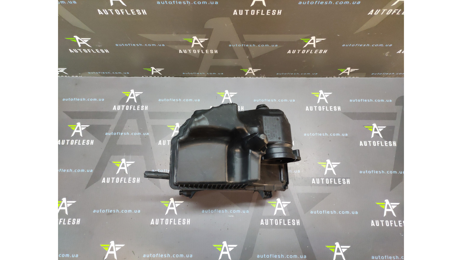 Б/в корпус повітряного фільтра 8200788196, H8200808194 для Mercedes Citan/ Renault Kangoo II