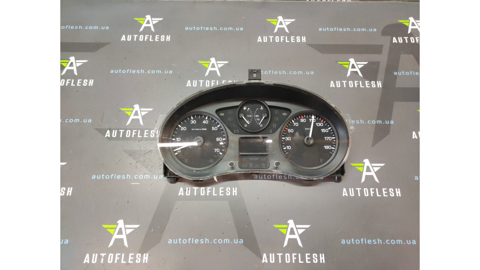 Б/у панель приборов/ спидометр 9800868780 для Citroen Berlingo/ Peugeot Partner