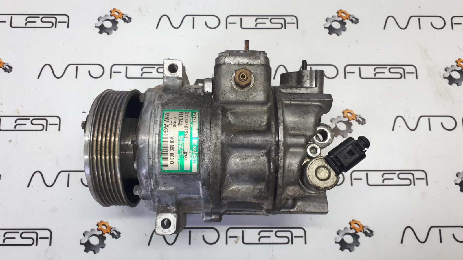 Б/у компрессор кондиционера SANDEN 1KO820803Q/ 01588301563 для Volkswagen Б/у компрессор кондиционера SANDEN 1KO820803Q/ 01588301563 для Volkswagen