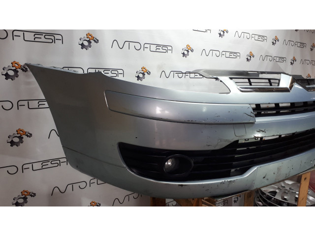 Б/у бампер передний для Citroen C4 Б/у бампер передний для Citroen C4