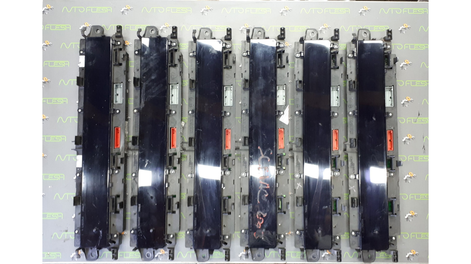 Б/у панель приборов P8200494955A/ P8200451505A/ P8200353671C для Renault Scenic II