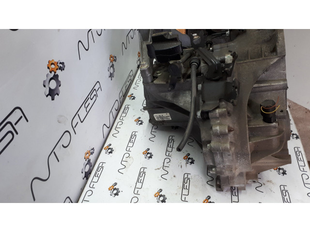 Б/у МКПП 2T1R7002BF для Ford Б/у МКПП 2T1R7002BF для Ford