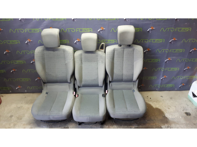 Б/у сиденье для Renault Scenic II 2003-2009 Б/у сиденье для Renault Scenic II 2003-2009