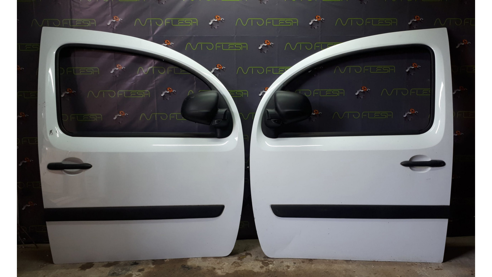 Б/у дверь передняя голая для Mercedes Citan/ Renault Kangoo II 2008-2018