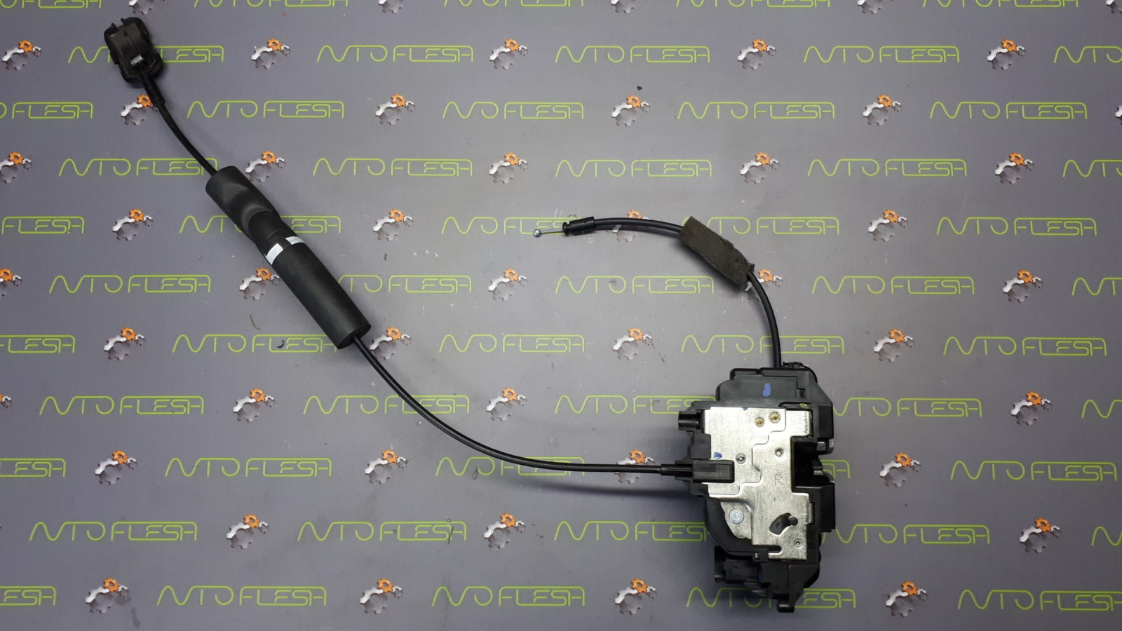 Б/у замок двери задней правой 825020004R для Renault Grand Scenic III/ Scenic III