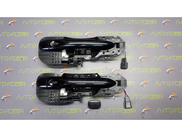 Б/у ручка двери правой 806060041R для Renault Megane III/ Scenic III Б/у ручка двери правой 806060041R для Renault Megane III/ Scenic III
