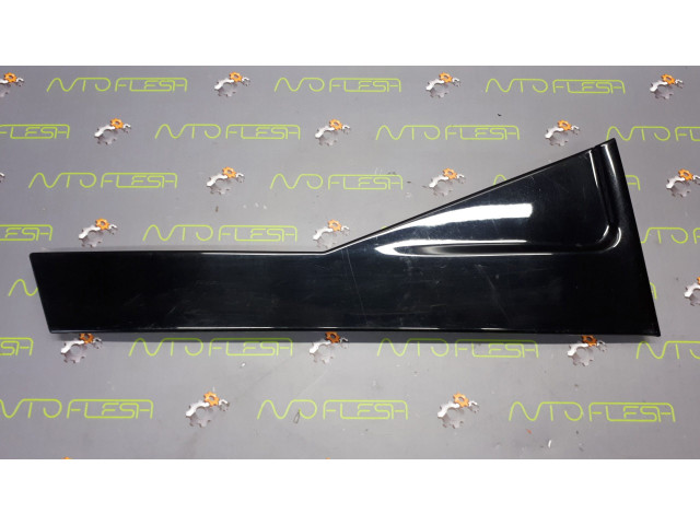Б/у накладка двери задней правой 822340025R для Renault Scenic III