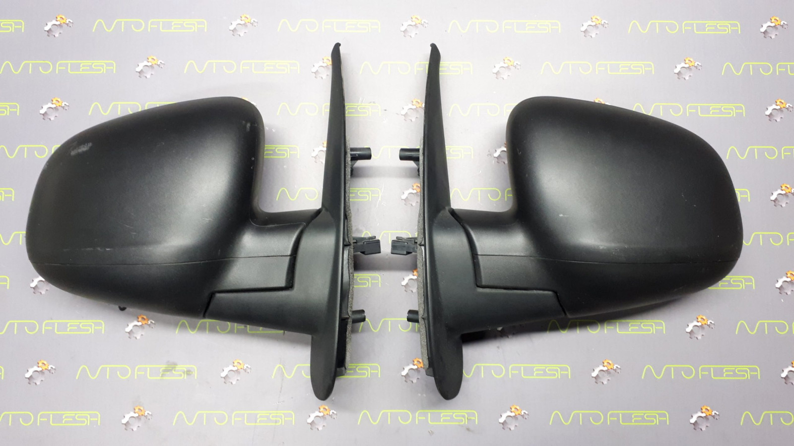 Б/у зеркало боковое 232636216 для Mercedes/ Renault