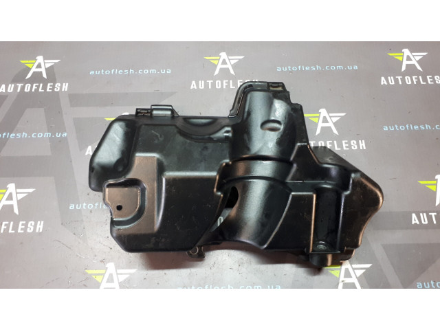 Б/у накладка двигателя/ крышка двигателя 8200549100 (K9K806), 1.5 dCi Renault Kangoo