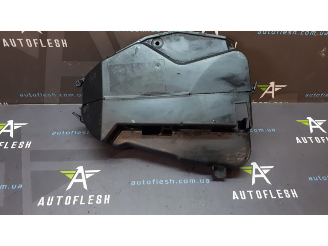 Б/у защита ГРМ/ защита ремня ГРМ 135630596R, 1.5 dCi для Nissan/ Renault