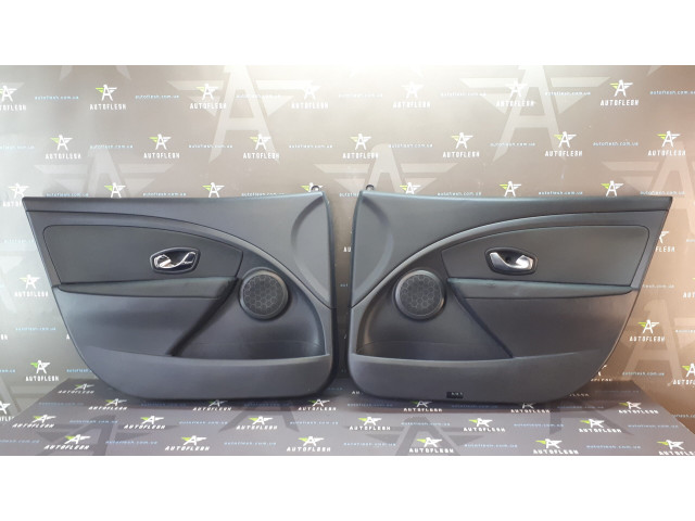 Б/у карта двери передняя левая/ правая 809000422R/ 809015355R для Renault Megane III Б/у карта двери передняя левая/ правая 809000422R/ 809015355R для Renault Megane III