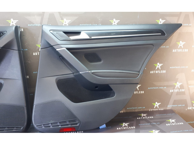 Б/у карта двери левая/ правая 5G4867825K для Volkswagen Golf VII Б/у карта двери левая/ правая 5G4867825K для Volkswagen Golf VII
