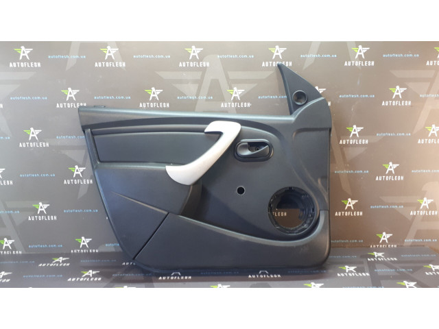 Б/у карта двери передняя левая 8200735010 для Dacia Sandero
