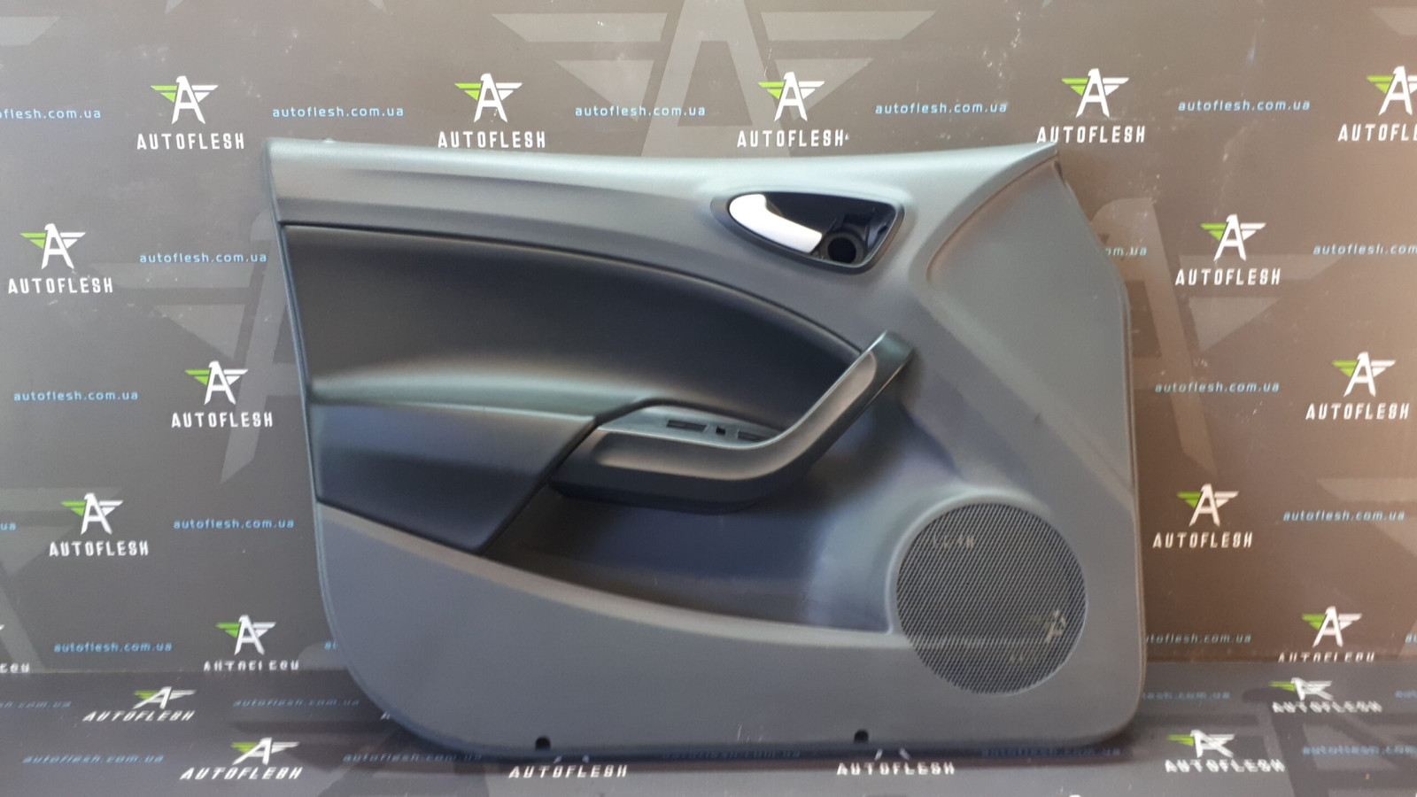 Б/у карта двери передняя левая 6J4867011B для Seat Ibiza IV ST