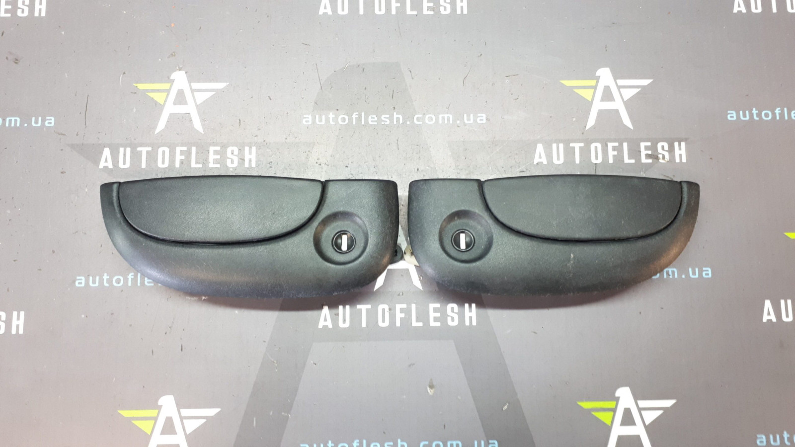 Б/у ручка двери внешняя правая/ левая 7700354479, 7700354478 для Nissan Kubistar/ Renault Kangoo