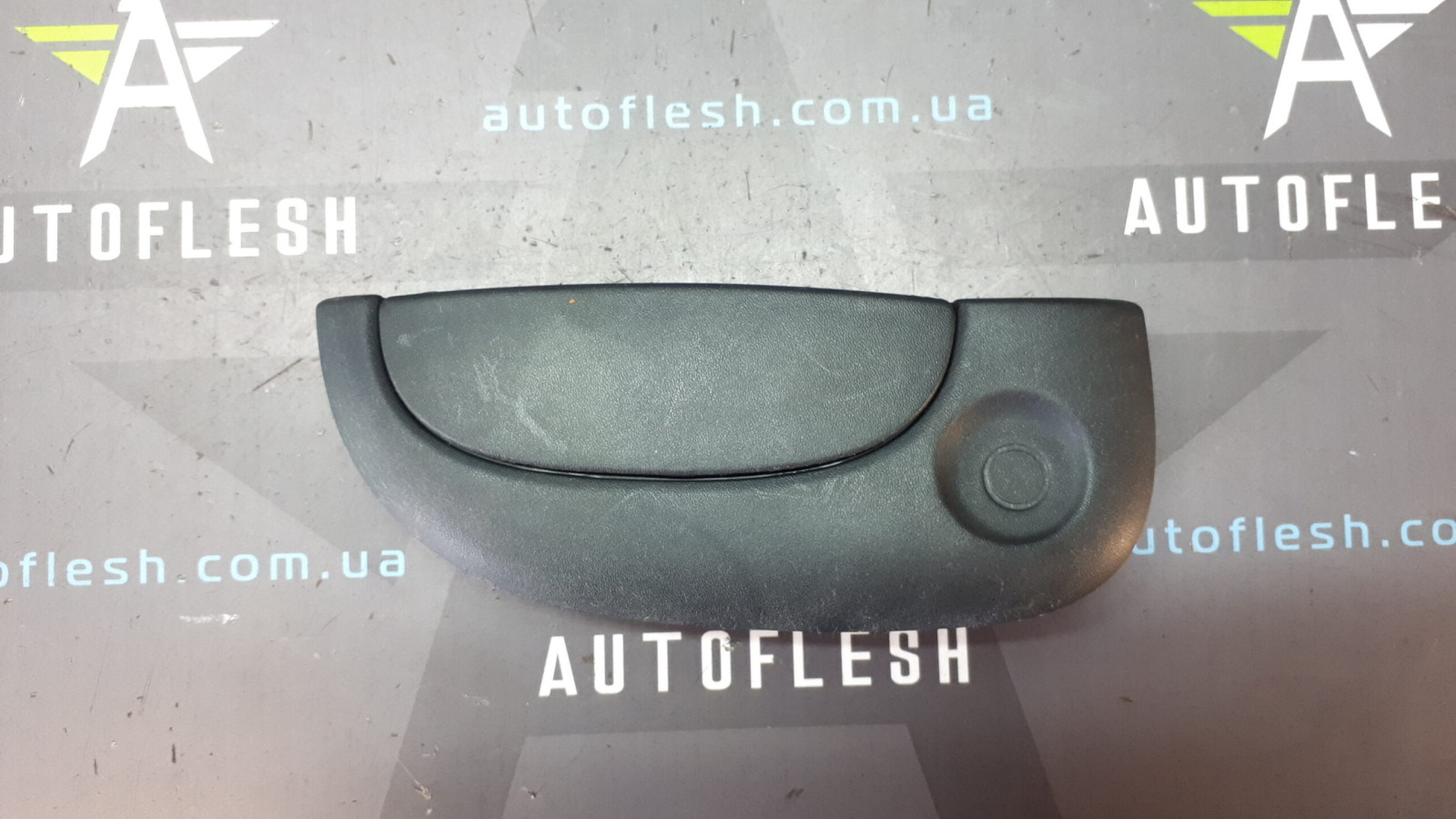 Б/у ручка наружная передней правой двери 7700354479 для Nissan Kubistar/ Renault Kangoo