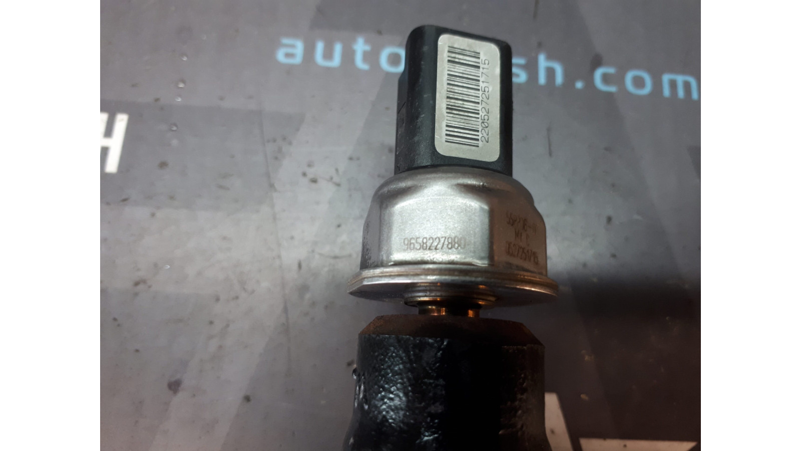 Б/у датчик давления топлива 9658227880, 1.4/ 1.6 HDi для Citroen/ Fiat/ Peugeot/ Toyota