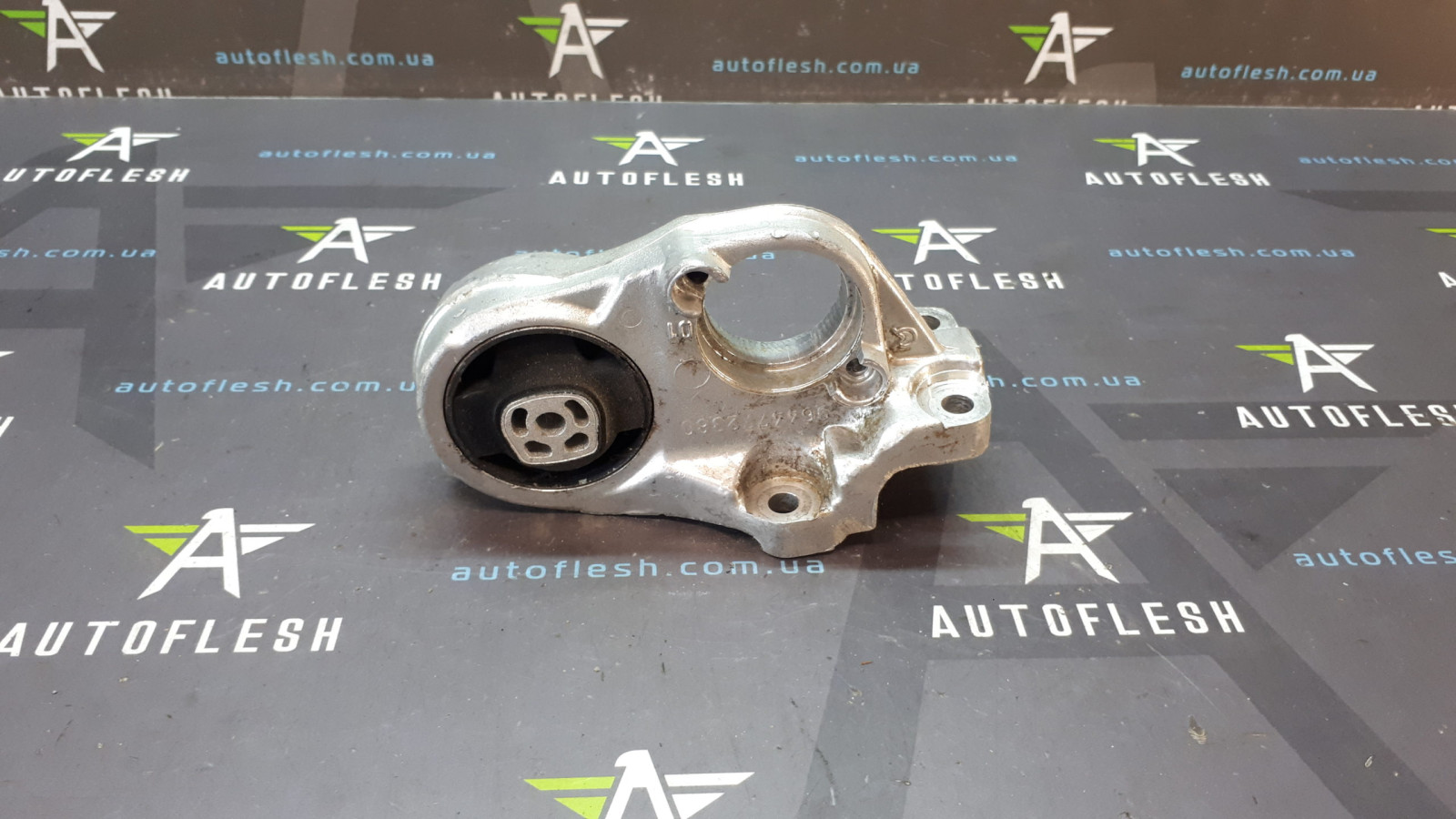 Б/у кронштейн подвесного подшипника полуоси 9644772380, 1.6 HDi для Citroen/ Peugeot