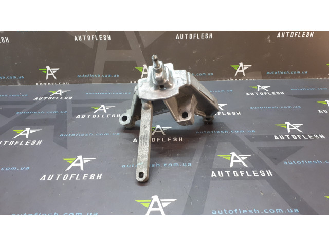 Б\у кронштейн крепления КПП/ крепление коробки 8200292830, 2.0 dCi для Nissan/ Opel/ Renault