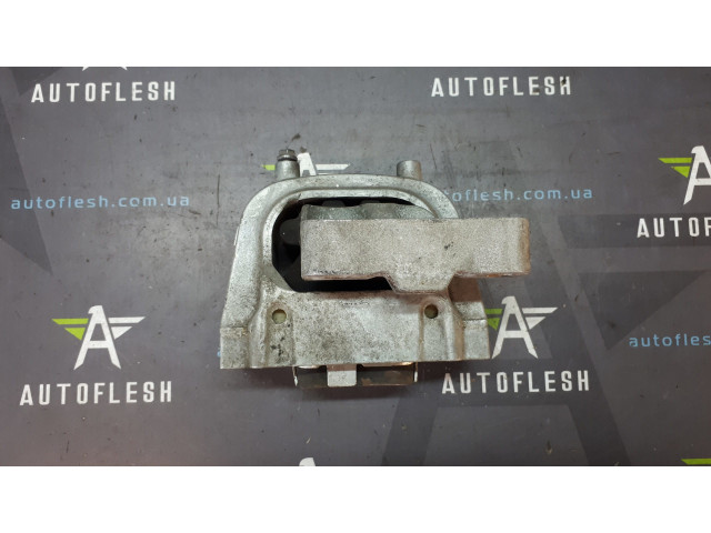 Б/у кронштейн двигателя/ подушка двигателя 5Q0199262BE для Audi/ Seat/ Skoda/ Volkswagen Б/у кронштейн двигателя/ подушка двигателя 5Q0199262BE для Audi/ Seat/ Skoda/ Volkswagen
