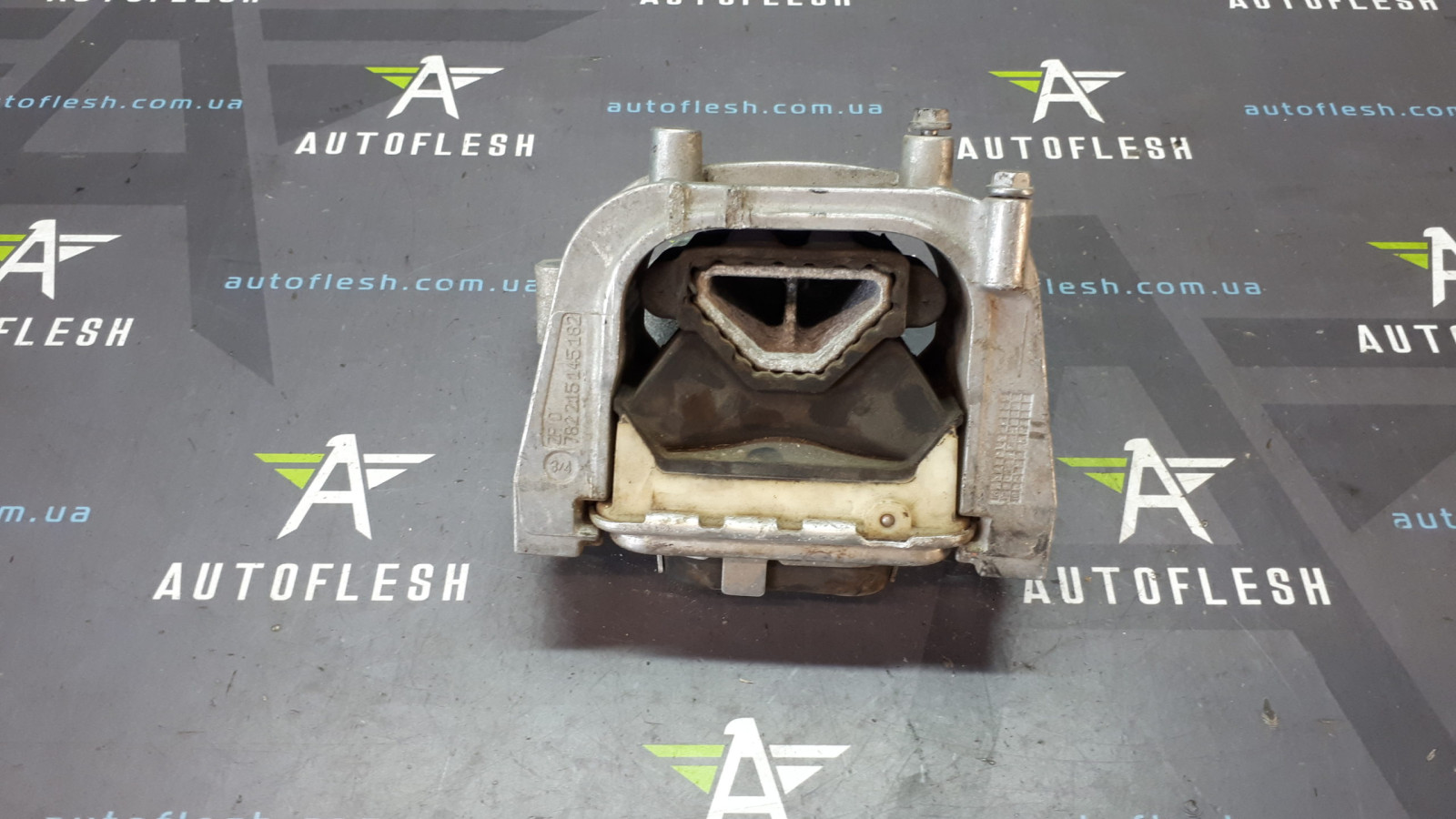 Б/у кронштейн двигателя/ подушка двигателя 5Q0199262BE для Audi/ Seat/ Skoda/ Volkswagen
