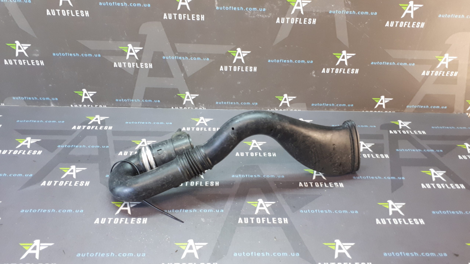 Б/у патрубок воздушного фильтра 3507101009, 1.9 D для Citroen Berlingo/ Peugeot Partner