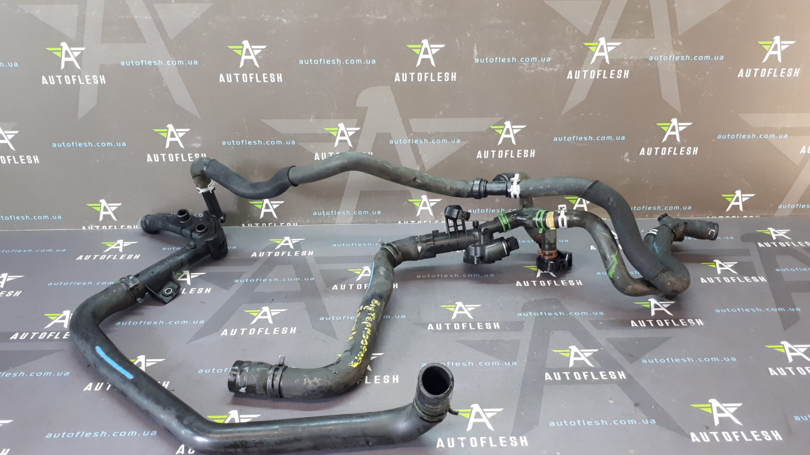 Б/у патрубок теплообменника/ патрубок EGR 8200337841, 1.5 dCi для Nissan/ Renault