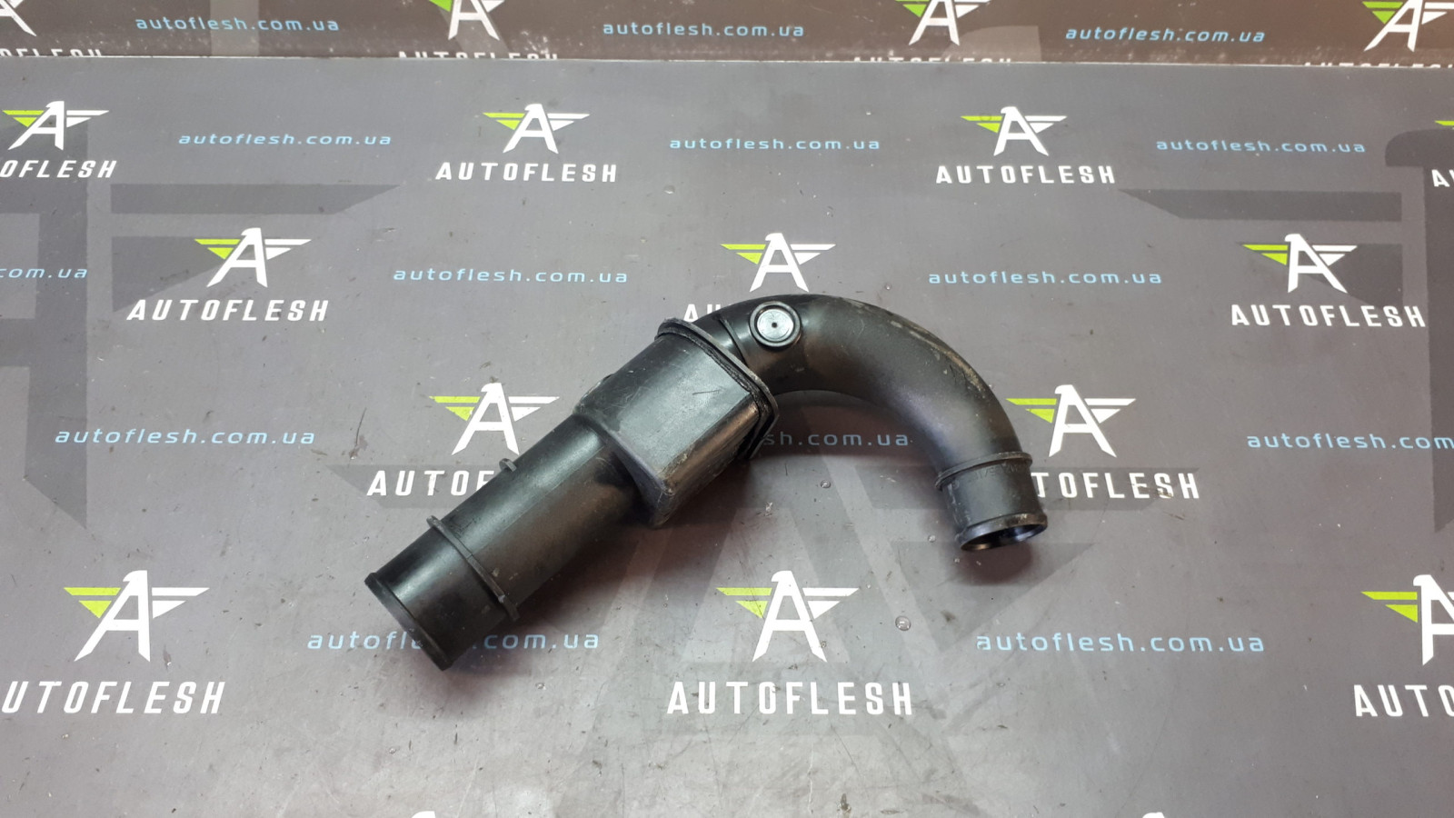Б/у патрубок интеркуллера 8200240894, 1.5 dCi для Dacia/ Renault