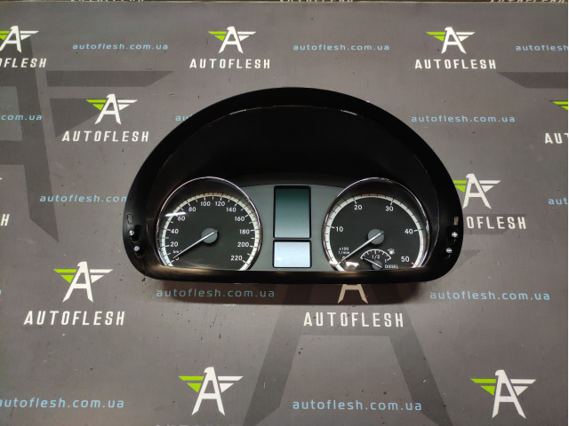 Панель приладів/ спідометр A6399001501 Mercedes Vito Панель приладів/ спідометр A6399001501 Mercedes Vito