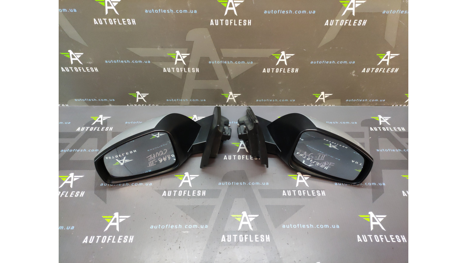 Б/в дзеркало ліве/ праве A057273, 026098 для Renault Laguna III