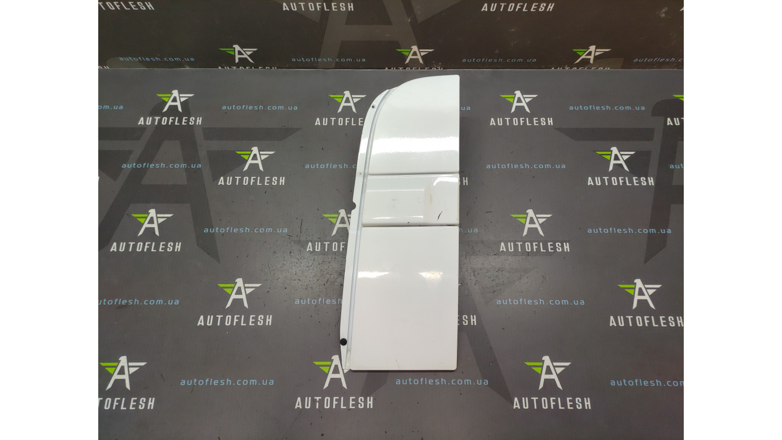 Б/у лючок топливного бака A6397540034 для Mercedes Vito