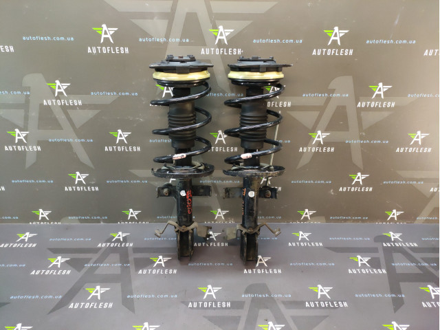 Б/в амортизатор передній у зборі 8200676026 для Renault Clio III/ Modus