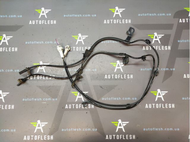 Б/в датчик ABS передній 895420D020 для Toyota Yaris Б/в датчик ABS передній 895420D020 для Toyota Yaris