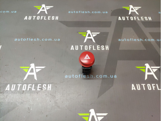 Б/в кнопка аварійки 937901C500 для Hyundai Getz Б/в кнопка аварійки 937901C500 для Hyundai Getz
