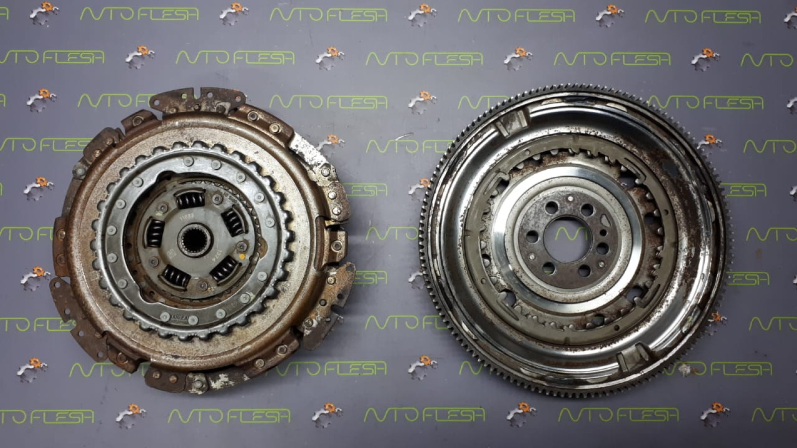Б/у маховик демпферный/ сцепление (сухое) DSG7 1.9 TDI 03G105266BL для Audi/ Seat/ Skoda/ Volkswagen