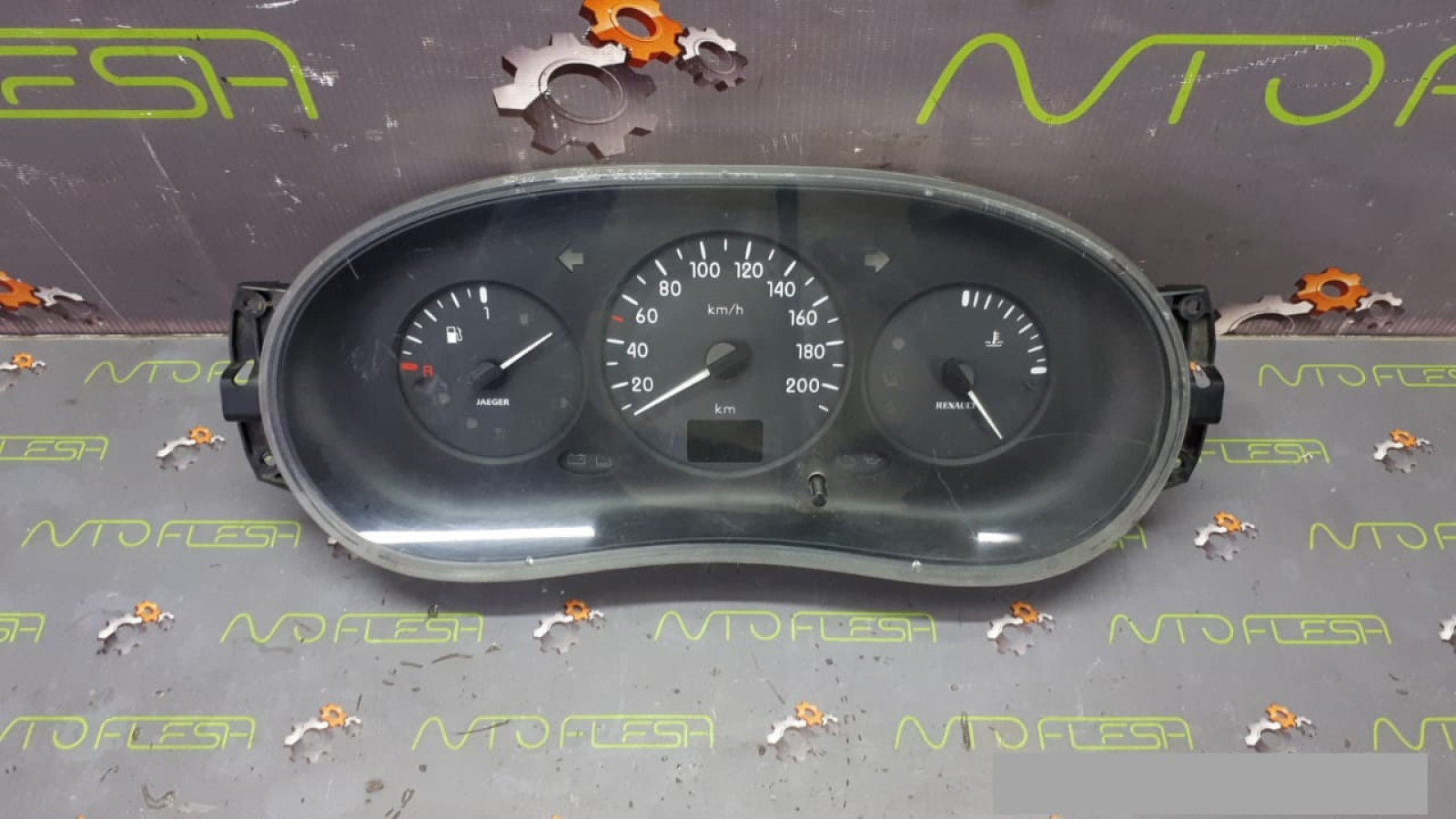 Б/у панель приборов/ спидометр 8200133491 для Renault Kangoo