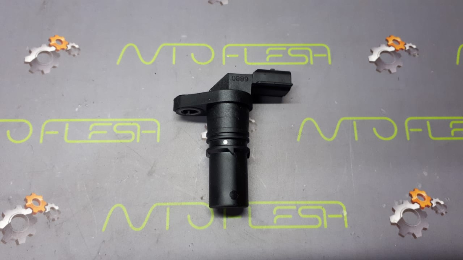 Б/у датчик положения коленвала 8200885209 1.5 dCi для Dacia/ Nissan/ Renault