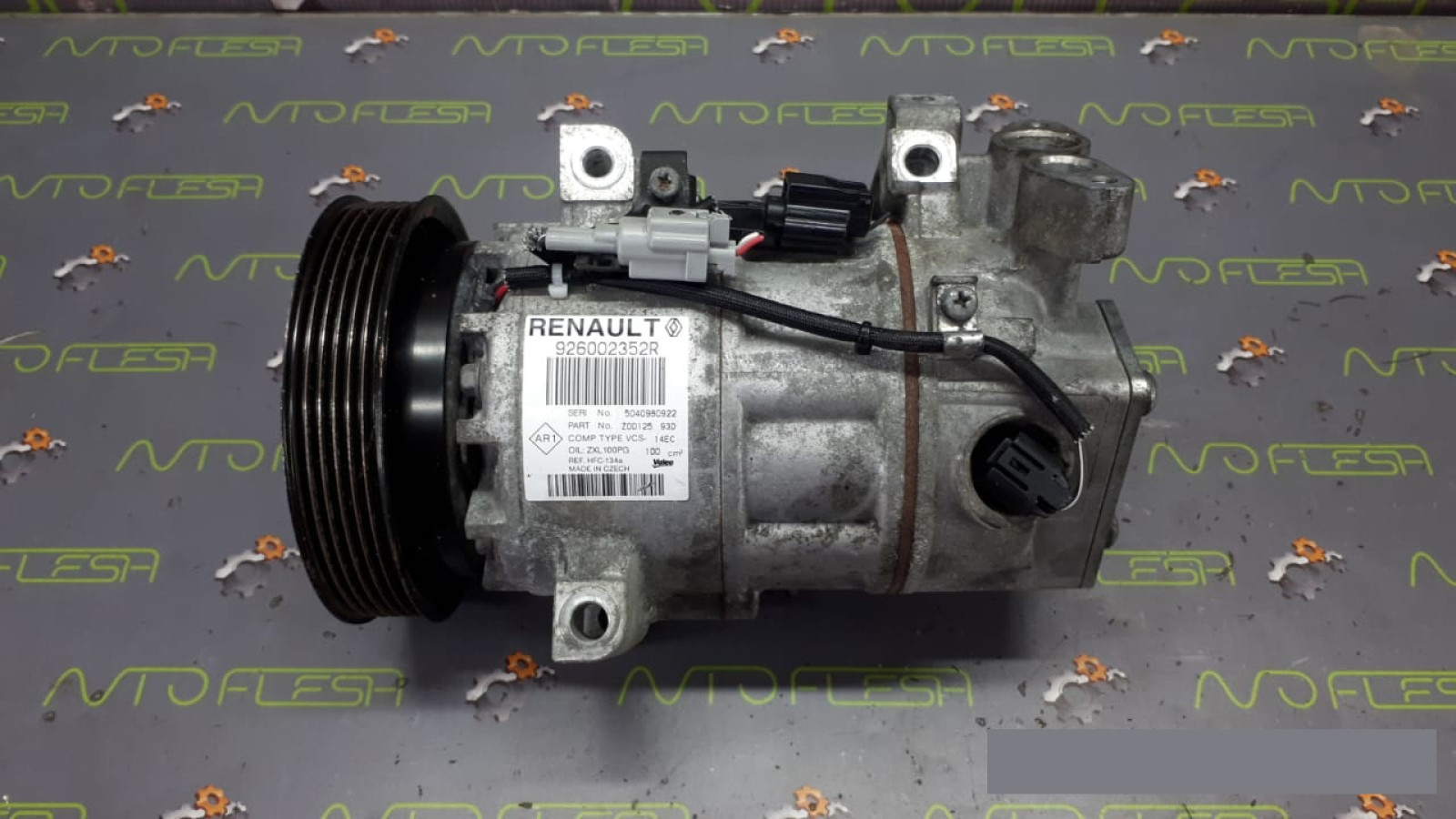 Б/у компрессор кондиционера 926002352R, 1.5 dCi для Renault Captur/ Clio IV Б/у компрессор кондиционера 926002352R, 1.5 dCi для Renault Captur/ Clio IV
