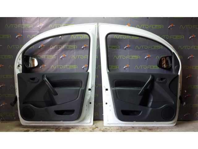 Б/у карты дверей, обшивка для Renault Kangoo 2013-2018 Б/у карты дверей, обшивка для Renault Kangoo 2013-2018