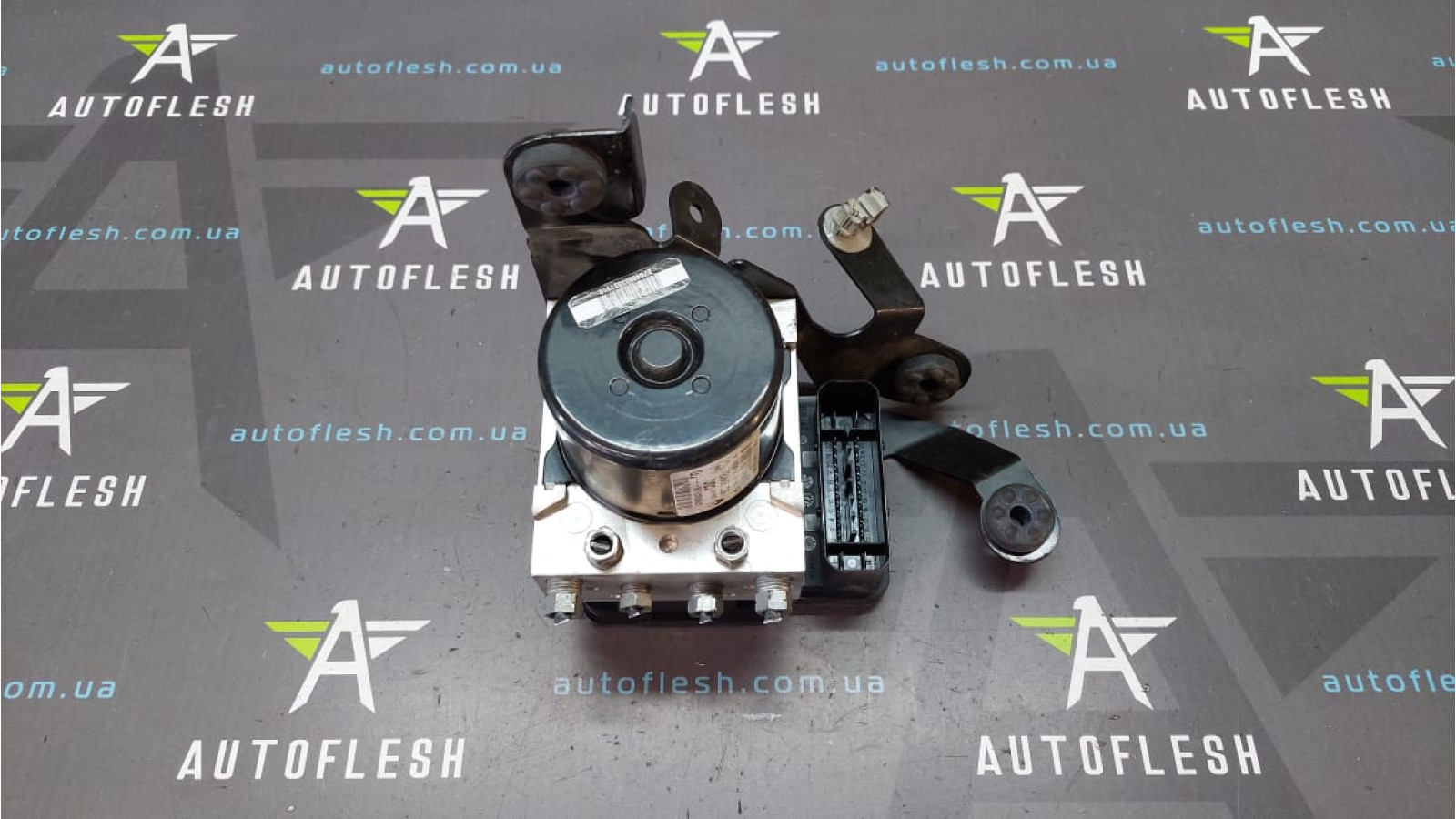 Б/у блок ABS 476600451R, 28.5612-6001.3 для Renault Fluence