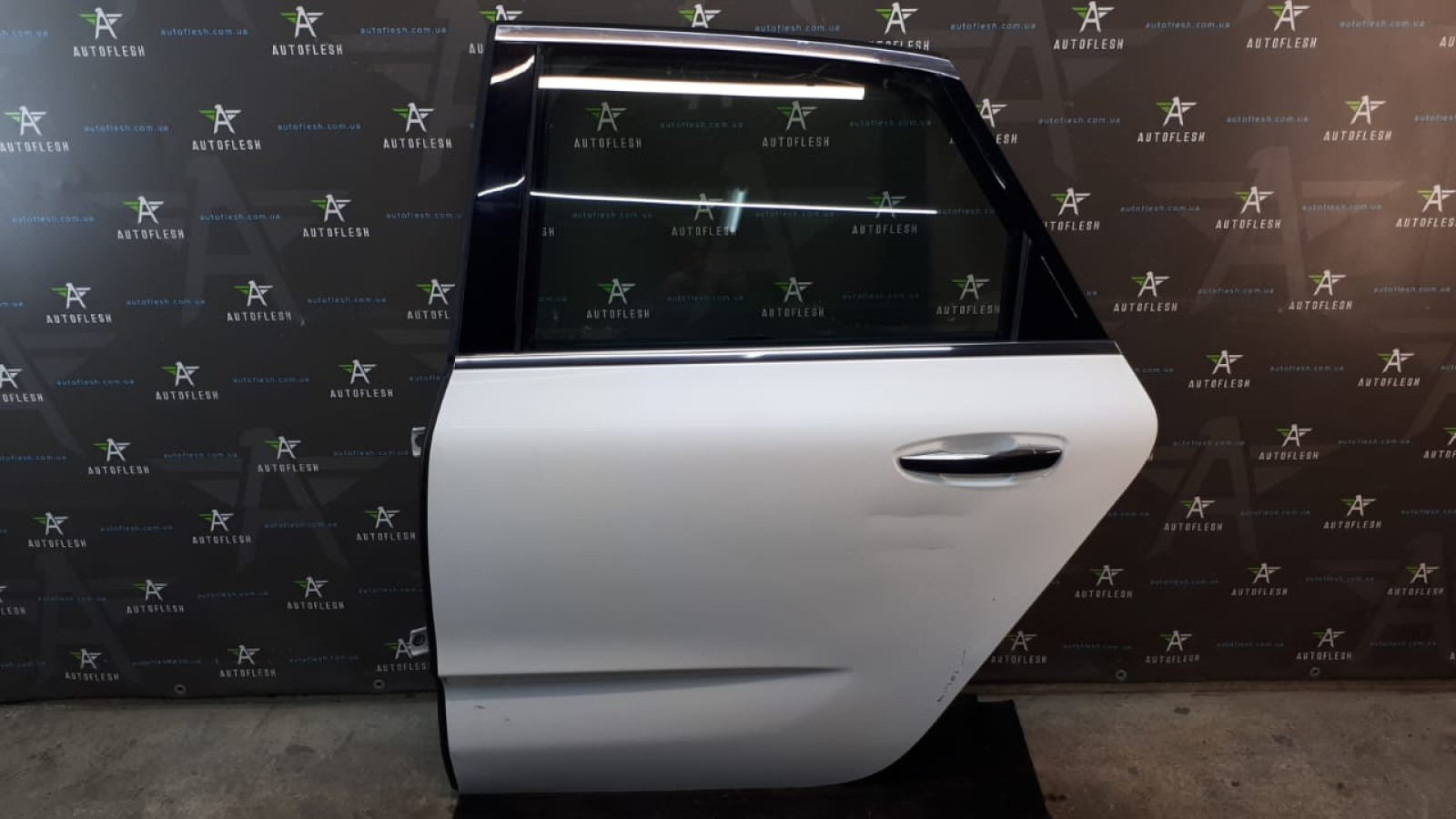 Б/у стекло задней левой двери 9675837580, 9675837380 для Citroen C4 Picasso II