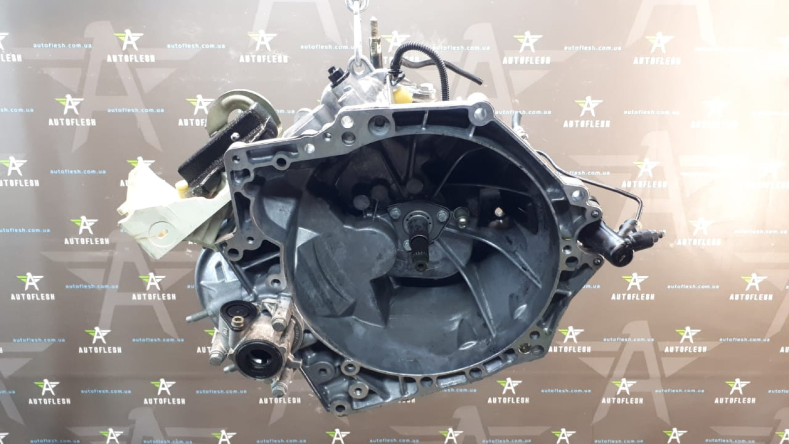 Б/у КПП/ коробка передач в сборе 20DM69/ 9680886910, 1.6 HDI для Citroen/ Peugeot Б/у КПП/ коробка передач в сборе 20DM69/ 9680886910, 1.6 HDI для Citroen/ Peugeot