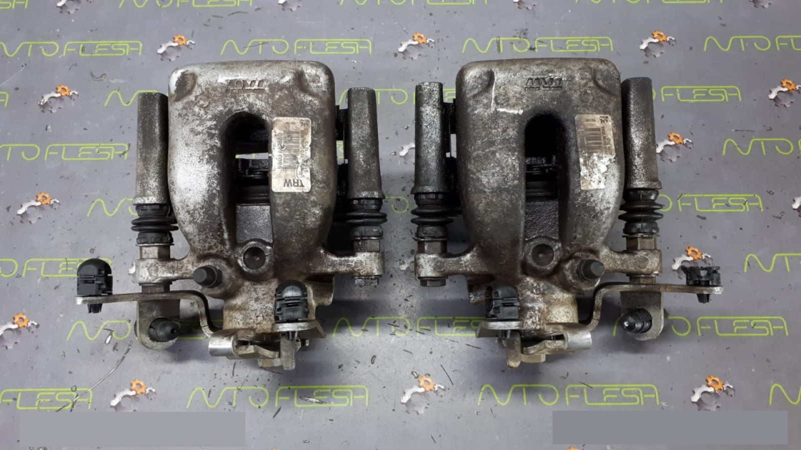 Б/у суппорт задний в сборе 9603120580, 9603120680 для Citroen Berlingo/ Peugeot Partner