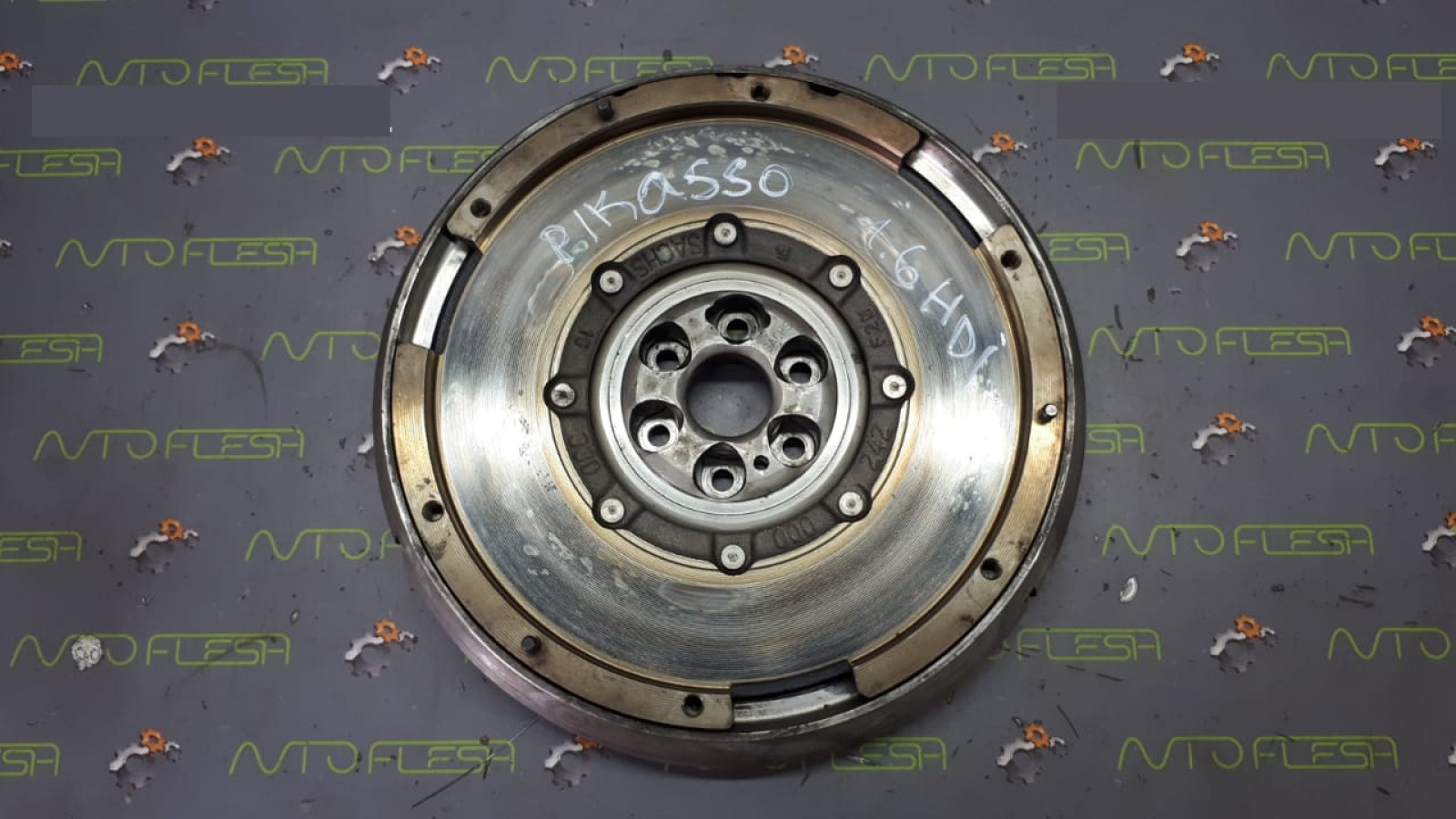 Б/у маховик 2294000822/ 9661859580, 1.6 HDi для Citroen/ Peugeot Б/у маховик 2294000822/ 9661859580, 1.6 HDi для Citroen/ Peugeot