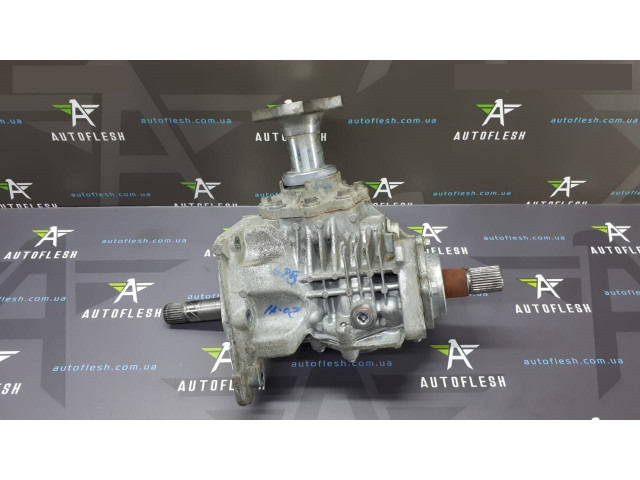 Б/у редуктор КПП/ раздатка КПП/ редуктор 8201116370, MR1200 для Dacia Duster
